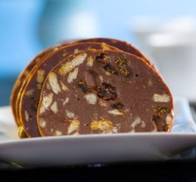 Μωσαϊκό ή σαλάμι με μπισκότο και σοκολάτα από τον ένα και μοναδικό Στέλιο Παρλιάρο! Θα τρώει η μαμά και στο παιδί δεν θα δίνει! (βίντεο)    - Κυρίως Φωτογραφία - Gallery - Video