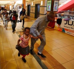 Βίντεο για γερά νεύρα και μακριά από τα παιδιά: Τρομοκράτες εκτελούν πολίτες στο εμπορικό κέντρο του Ναϊρόμπι!  - Κυρίως Φωτογραφία - Gallery - Video
