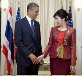 Ατελείωτο Smile: Tο απροκάλυπτο φλερτ του Ομπάμα καρέ καρέ με την κούκλα Πρωθυπουργό της Ταϊλάνδης - Δείτε αντίδραση Μισέλ: ''Θα σε φάω ολόκληρο''...(φωτό) - Κυρίως Φωτογραφία - Gallery - Video