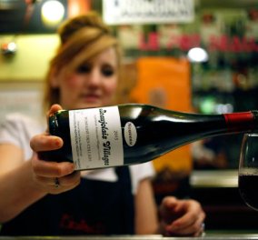''Le beaujolais nouveau est arrive'': Το δημοφιλέστατο κάθε τέτοια εποχή γαλλικό κρασί μόλις παρελήφθη! (φωτό) - Κυρίως Φωτογραφία - Gallery - Video