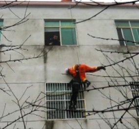 Κίνα: Πυροσβέστης σώζει τελευταία στιγμή στον αέρα επίδοξη αυτόχειρα - Βίντεο που κόβει την ανάσα! (βίντεο) - Κυρίως Φωτογραφία - Gallery - Video