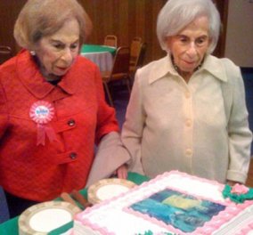 Οι γηραιότερες δίδυμες εν ζωή, έγιναν 103 χρόνων!   - Κυρίως Φωτογραφία - Gallery - Video