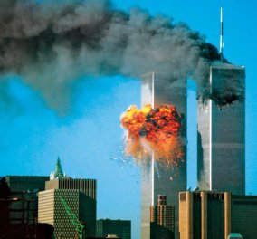 Συγκινητικό - Την τραγική στιγμή όταν τα αεροπλάνα πέφτουν πάνω στους Δίδυμους Πύργους την 11η Σεπτεμβρίου κατέγραψε αστροναύτης από το διάστημα! (φωτό - βίντεο)   - Κυρίως Φωτογραφία - Gallery - Video