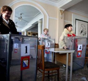 Live: Ώρα «0» στην Κριμαία-Πάνω από 50% η συμμετοχή στο δημοψήφισμα για την προσάρτηση στη Ρωσία-Μετά τις 20:00 τα πρώτα αποτελέσματα - Κυρίως Φωτογραφία - Gallery - Video