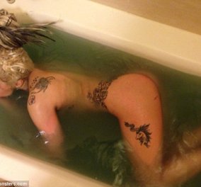 Η Lady Gaga γυμνή στη μπανιέρα της - Πόζαρε ακόμα μια φορά χωρίς τα ρούχα της στο φακό! (φωτό) - Κυρίως Φωτογραφία - Gallery - Video