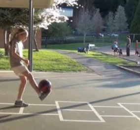 Είναι 12 χρονών, είναι κορίτσι και κάνει απίστευτα πράγματα με μια μπάλα στα πόδια της! (βίντεο) - Κυρίως Φωτογραφία - Gallery - Video