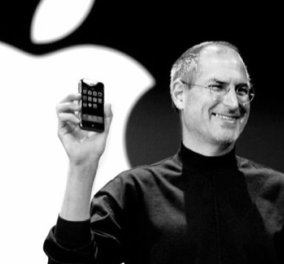 O θάνατος του Steve Jobs ήταν η ευκαιρία της Samsung για να επιτεθεί στο iPhone!‏  - Κυρίως Φωτογραφία - Gallery - Video