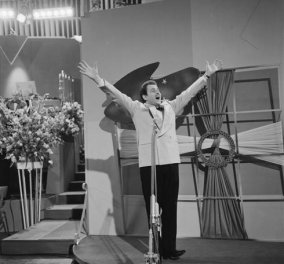 Volare & Ντομένικο Μοντούνιο η μουσική επιλογή της ημέρας, στη μνήμη του Ιταλού τραγουδιστή που γεννήθηκε στις 9 Ιανουαρίου του 1928 - Κυρίως Φωτογραφία - Gallery - Video