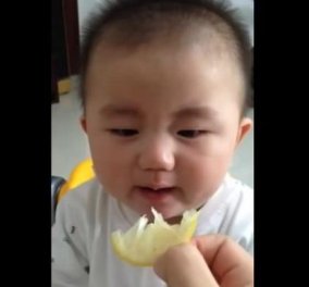 Xαχαχα -  Τι γίνεται όταν ένα αξιαγάπητο μωράκι δοκιμάζει για πρώτη φορά στη ζωή του λεμόνι; Το αποτέλεσμα εκπληκτικό! (βίντεο)  