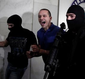 Στη φυλακή ο βουλευτής της Χρυσής Αυγής Ηλίας Κασιδιάρης - Kρίθηκε προφυλακιστέος μετά την απολογία του!
