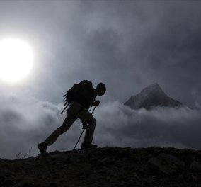 Αγνοούμενος ορειβάτης βρέθηκε παγωμένος μετά από 32 χρόνια - Το δράμα του 83χρονου πατέρα του
