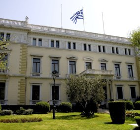 Ο Σταύρος Ψυχάρης προτείνει με άρθρο του: Πρόεδρος από τον λαό - Κυρίως Φωτογραφία - Gallery - Video