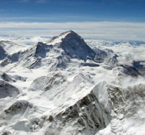 Εντυπωσιακό βίντεο που κόβει την ανάσα: Δείτε τα Ιμαλάια από τα 6.000 μέτρα