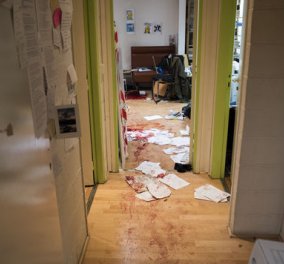 Οδύνη & οργή από τις πρώτες φωτογραφίες του εσωτερικού του Charlie Hebdo - Κυριάρχο το άλικο χρώμα του αίματος των θυμάτων