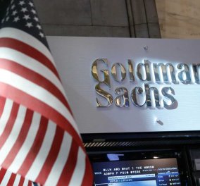 Goldman Sachs: Επιβραδυνθήκαν οι εκροές καταθέσεων το Μάρτιο