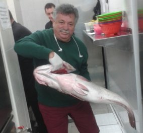 Αποκλειστικό: Στα άδυτα του κορυφαίου εστιατορίου της Ελλάδας, το Βαρούλκο του Λευτέρη Λαζάρου: ''Πήρα την αλήτισσα (το ψάρι) από το βυθό & την έκανα αρχόντισσα στο πιάτο μας''!