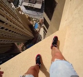Εκπληκτικό: Αθλητής του παρκούρ πηδάει από ουρανοξύστη στο Ντουμπάι & μας κόβει την ανάσα