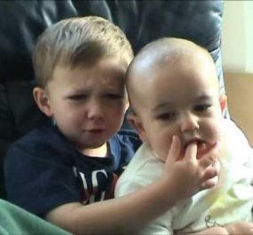 ''Charlie bit my finger'' - Το ξεκαρδιστικό βίντεο με τις περιπέτειες 2 αδερφών που έχει γίνει viral!
