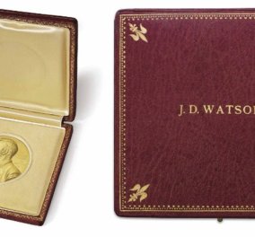 Για... 4,75 εκατ. δολάρια πωλήθηκε το μετάλλιο Νόμπελ του «πατέρα» του DNA, Τζέιμς Γουάτσον (φωτό)