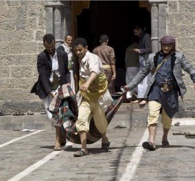 Λουτρό αίματος στην Υεμένη: 142 νεκροί & 350 τραυματίες μετά από επιθέσεις τζιχαντιστών σε τζαμιά! (Σκληρές εικόνες)