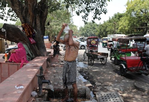 Εκατοντάδες νεκροί στην Ινδία από τον ακραίο καύσωνα: Δικαστήριο ζητά να κηρυχθεί η χώρα σε κατάσταση έκτακτης ανάγκης - Δείτε φωτό και βίντεο