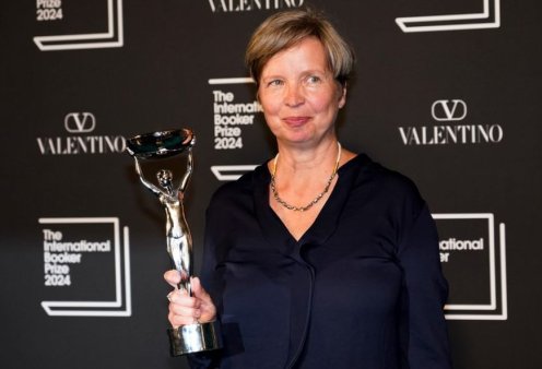 Topwoman η Τζένι Έρπενμπεκ - Το βιβλίο της «Kairos» κατέκτησε το διεθνές βραβείο Booker - Η πρώτη Γερμανίδα λογοτέχνιδα με τέτοια διάκριση