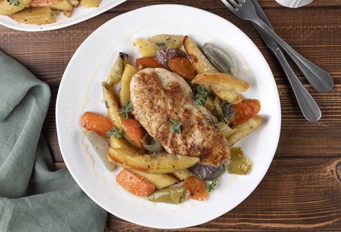Άκης Πετρετζίκης: Εύκολη συνταγή για το πιο νόστιμο κοτόπουλο με κρούστα μουστάρδας στον φούρνο - Συνοδέψτε με πατάτες & λαχανικά για το απόλυτο γεύμα !
