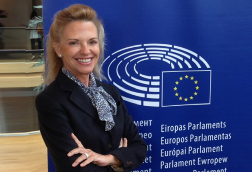 Η Ελίζα Βόζεμπεργκ μόνο στο smart interviewς του eirinika: «Με 400 ερωτήσεις προς την Ευρωπαϊκή Επιτροπή, 200 παρεμβάσεις στο Ευρωπαϊκό Κοινοβούλιο εκπροσώπησα τα συμφέροντα της χώρας μας»