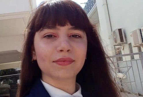 TopWoman η Δήμητρα Παπαδοπούλου - Η μαθήτρια από το Μεσολόγγι "σάρωσε" στις πανελλαδικές με 19.075 μόρια - Αφιερώνει την επιτυχία στον παππού της 