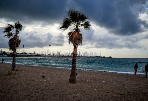 Άστατος ο καιρός & σήμερα – Βροχές, ισχυρές νεφώσεις, καταιγίδες & πτώση θερμοκρασίας (βίντεο)