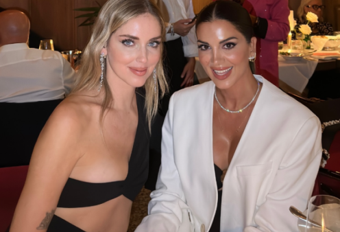 Σταματίνα Τσιμτσιλή – Chiara Ferragni: Οι δύο καλλονές κάθισαν δίπλα -δίπλα στο δείπνο της Ιταλίδας influencer – Πόζαραν στο φακό χαμογελαστές & πολύ stylish (φωτό)