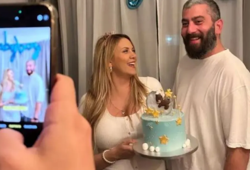 Φωτεινή Πετρογιάννη – Μιχάλης Ρουμπής: Το baby shower για το πρώτο τους παιδάκι – Σε λίγο καιρό έρχεται ο γιός – Μπλε μπαλόνια & κεκάκια παντού! (φωτό)