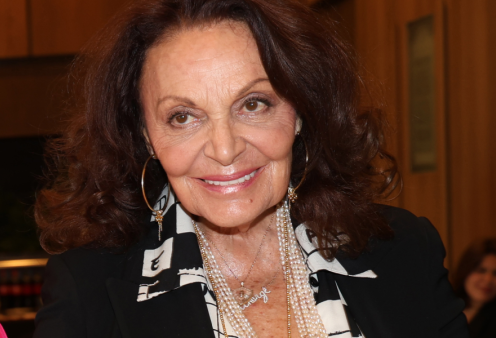 To eirinika & η Ιόλη Βάρτσου στο Vogue – Change Makers 2024: Diane von Furstenberg: «Ήρθα στον κόσμο 18 μήνες μετά το Άουσβιτς της μητέρας μου» (φωτό)