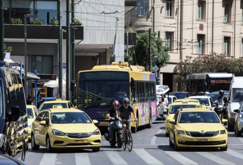 Απεργία ΓΣΕΕ-ΑΔΕΔΥ: Αναλυτικά τα δρομολόγια σε Μετρό, ΗΣΑΠ, τραμ, προαστιακό - Πως θα κινηθούν τα ταξί - Δεμένα τα πλοία - Οι συγκεντρώσεις (βίντεο)