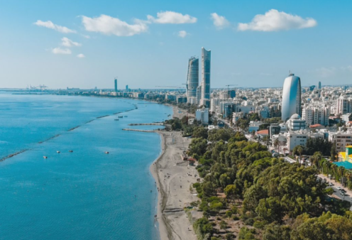 Σοκ στην Κύπρο: 62χρονος βρέθηκε νεκρός στο σπίτι του – Η σύζυγός του τον μαχαίρωσε μέχρι θανάτου (φωτό)