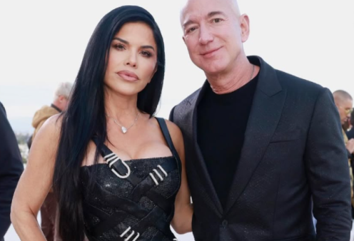 Jeff Bezos – Lauren Sanchez: Το power couple στο δείπνο του Donald Trump στο Μαρ-α-Λάγκο – Ακόμα ένας δισεκατομμυριούχος στο πλευρό του νέου πλανητάρχη (φωτό & βίντεο)