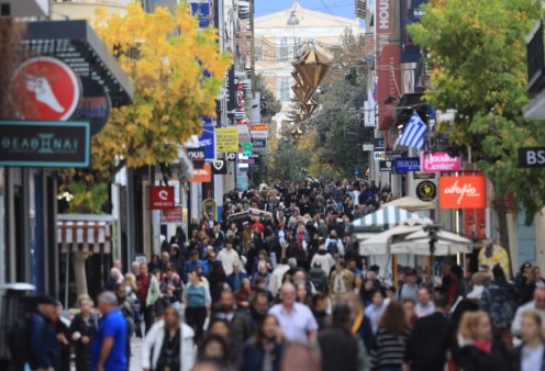 «Πρεμιέρα» στις εκπτώσεις από Δευτέρα – Οι «παγίδες» που πρέπει να προσέχουν οι καταναλωτές (βίντεο)