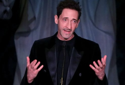 Adrien Brody: Συγκινημένος για την πυρκαγιά στο Λος Άντζελες - "Η καρδιά μου είναι με όλες τις οικογένειες, τα ζώα & τους συναδέλφους μας" (βίντεο)