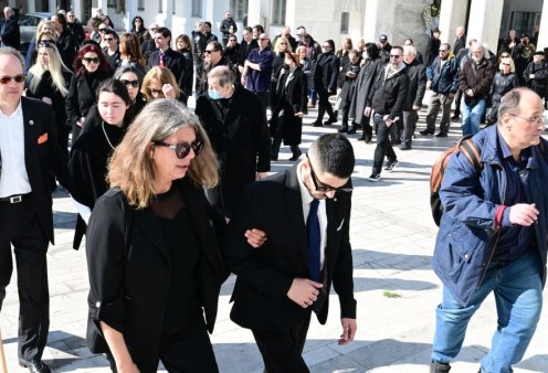 Το τελευταίο αντίο στον σκηνοθέτη, Δημήτρη Κολλάτο - Ποιοι έδωσαν το "παρών" (φωτό)