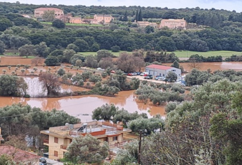 Συγκλονιστικές φωτό και βίντεο από τις καταστροφές στην Κεφαλονιά - Κατολισθήσεις και πλημμύρες από τη σφοδρή βροχόπτωση που χτύπησε το νησί