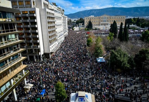 Μάγδα Μπακούση: Κύριοι, ο κόσμος έχει κουραστεί, οργισμένος θα κατέβει στους δρόμους για να φωνάξει τα 57 ονόματα - Δεν θα κατέβει για να σκοτώσει