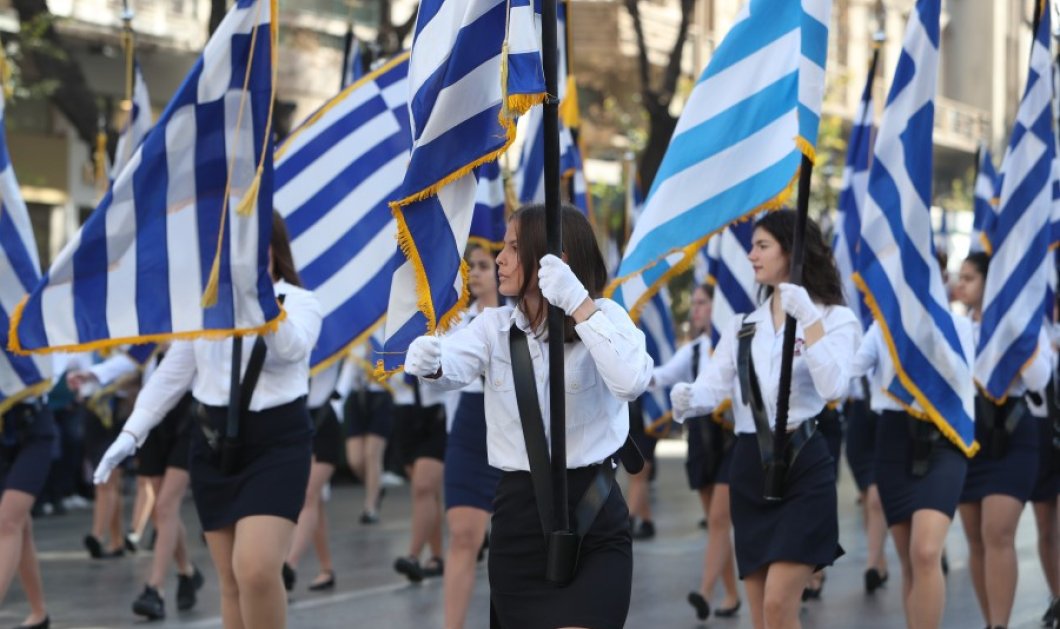 Φωτογραφία ημέρας: ΜΑΘΗΤΙΚΗ ΠΑΡΕΛΑΣΗ ΓΙΑ ΤΗΝ ΕΠΕΤΕΙΟ ΤΗΣ 28ης ΟΚΤΩΒΡΙΟΥ 1940 ΣΤΗΝ ΘΕΣΣΑΛΟΝΙΚΗ (ΒΑΣΙΛΗΣ ΒΕΡΒΕΡΙΔΗΣ/ΜΟΤΙΟΝΤΕΑΜ)