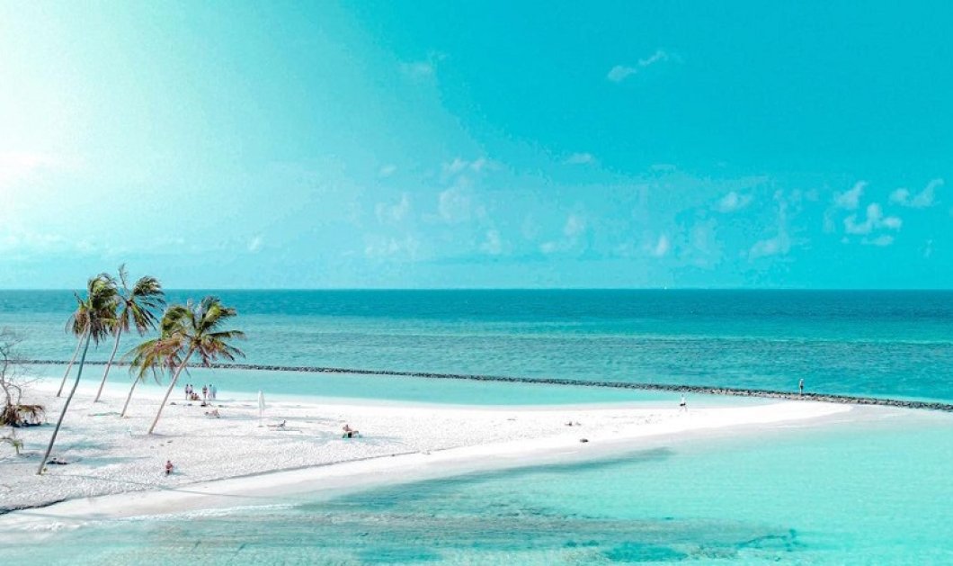 Το απέραντο γαλάζιο! Φωτό ημέρας από τις εξωτικές Μαλδίβες και το νησί Fulidhoo - κλικ @ikko_leeno