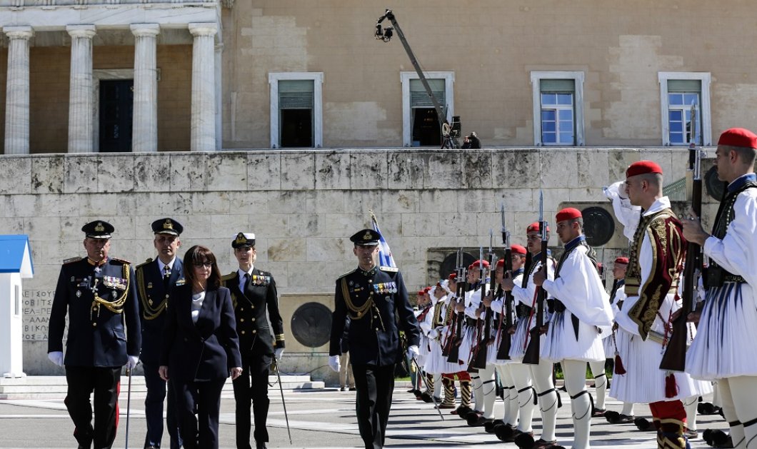 Ορκίστηκε η πρώτη γυναίκα Πρόεδρος της Ελληνικής Δημοκρατίας, Κατερίνα Σακελλαροπούλου/ Photo: EUROKINISSI/POOL ΠΡΟΕΔΡΙΑ ΤΗΣ ΔΗΜΟΚΡΑΤΙΑΣ/ΘΟΔΩΡΗΣ ΜΑΝΩΛΟΠΟΥΛΟΣ