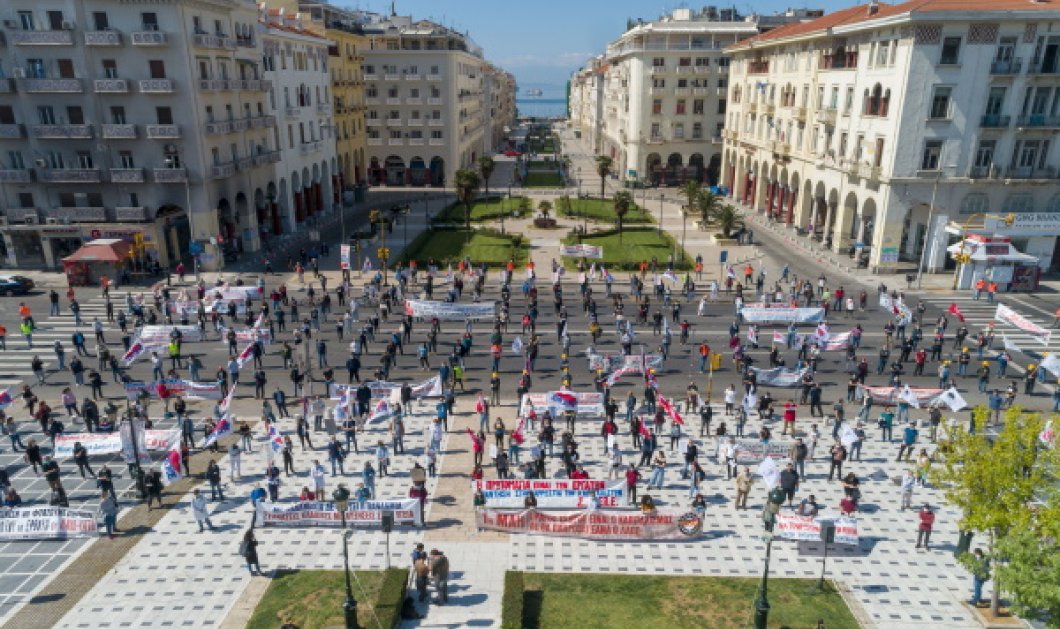 Εντυπωσιακή εικόνα από τη συγκέντρωση του ΠΑΜΕ στη Θεσσαλονίκη/ Photo: EUROKINISSI - ΒΕΡΒΕΡΙΔΗΣ ΒΑΣΙΛΗΣ