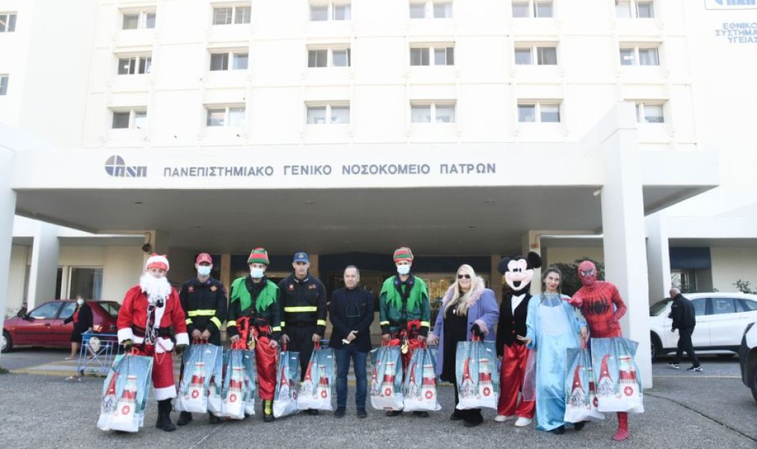 Αγιο Βασίληδες και ξωτικά μοίρασαν δώρα στο νοσοκομείο του Ρίο στην Πάτρα - EUROKINISSI (ΓΙΑΝΝΗΣ ΑΝΔΡΙΤΣΟΠΟΥΛΟΣ )