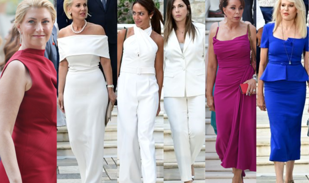 Με κυρίαρχο το λευκό, το dress code των κυριών στην δεξίωση της Προεδρίας – Ξεχώρισε η Σ. Κοσιώνη με κόκκινο, η Β. Πατουλίδου με magenda & η Θ. Τζάκρη με royal blue (φωτό)