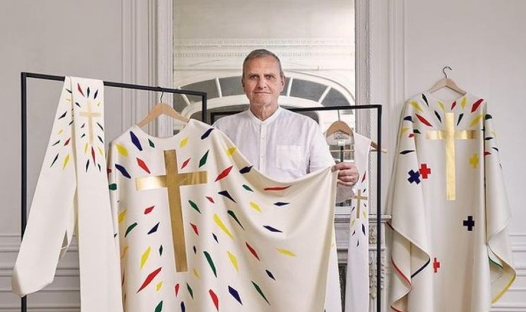 Ο Jean-Charles de Castelbajac δημιούργησε τα νέα αμφία για τους ιερείς της Παναγιάς των Παρισίων που ανοίγει ξανά τις πόρτες της στις 8 Δεκεμβρίου (φωτό)