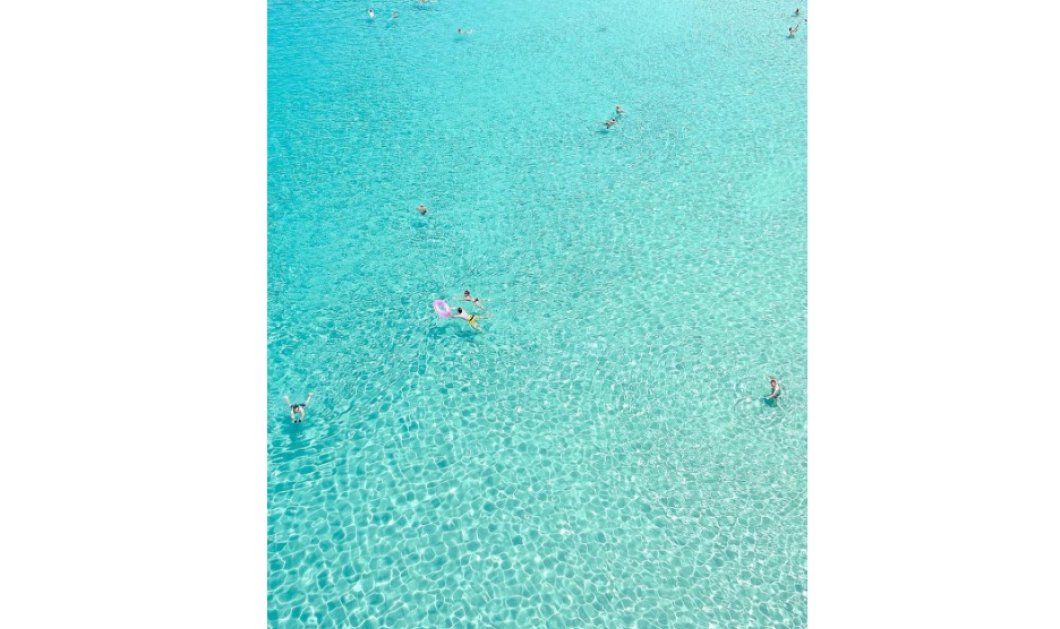 Τα τιρκουάζ νερά της Χαλκιδικής από ψηλά εντυπωσιάζουν - Φωτογραφία: mvernicos/Instagram