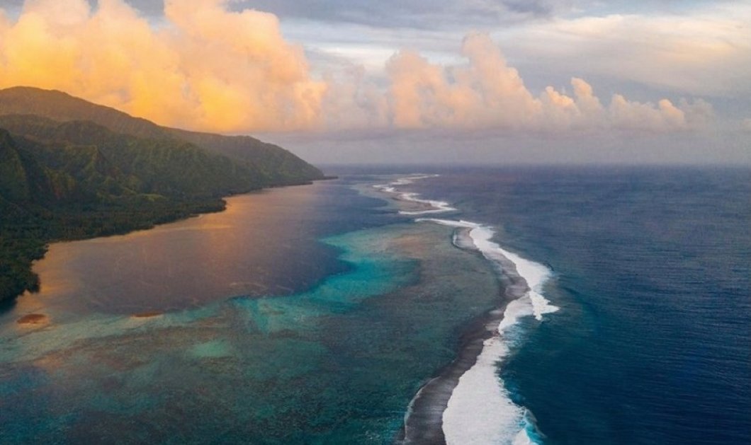 Φώτο ημέρας: Ας αφήσουμε τα κύματα στην Ταϊτή να μας ταξιδέψουν/@emmett_sparling
